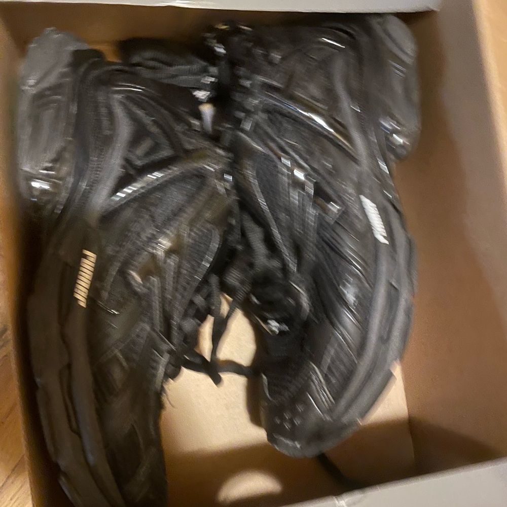 Balenciaga men’s runners